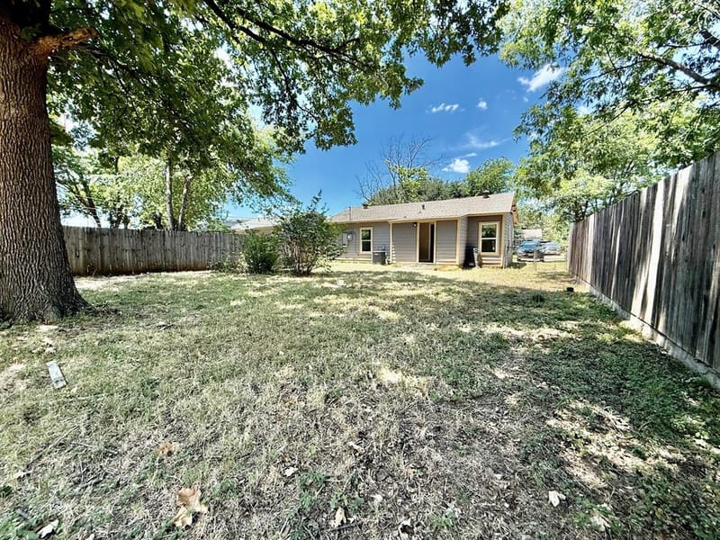 1521 Withers Street, Fort Worth TX 76105 - Photo 10