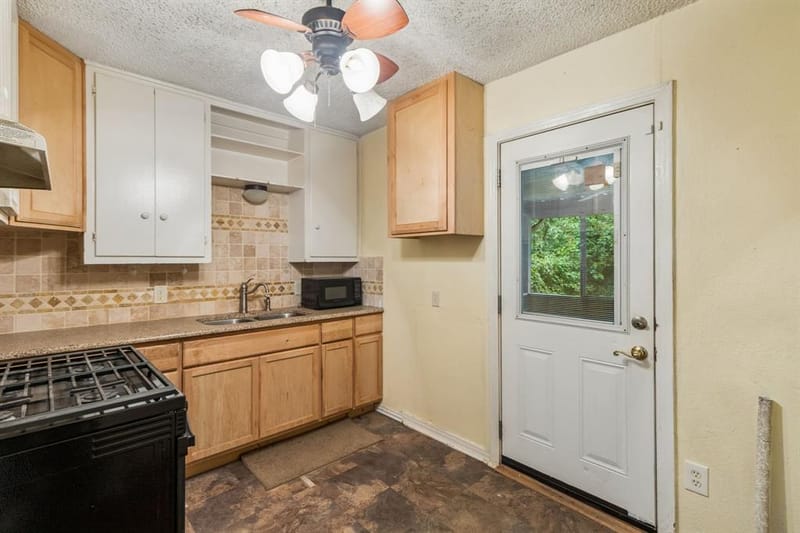 4330 Wabash Avenue, Fort Worth TX 76133 - Photo 7