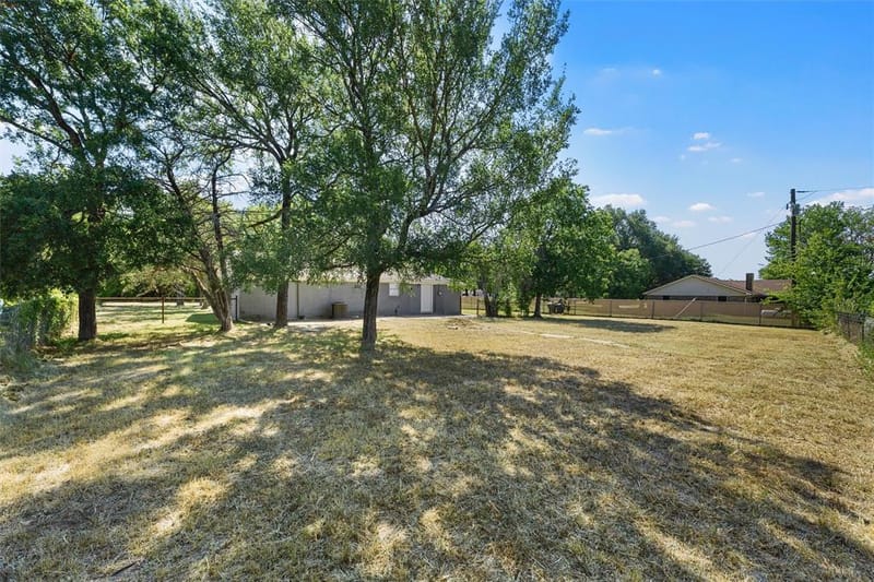 1374 Saffles Road, Robinson TX 76706 - Photo 20