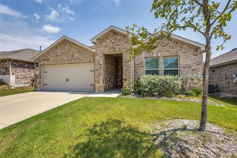 7412 Raynor Place, McKinney TX 75071 - Photo 3