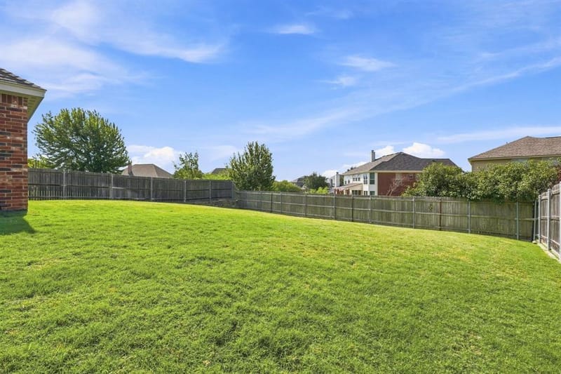 812 Peach Lane, Burleson TX 76028 - Photo 32