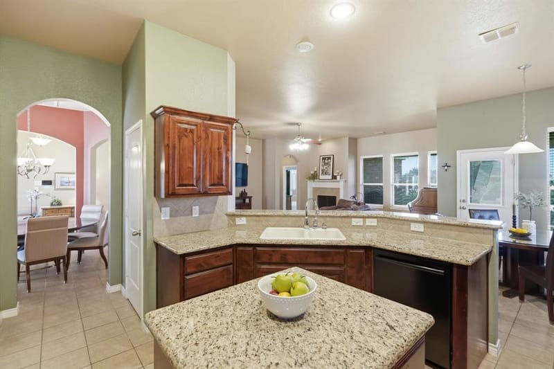 812 Peach Lane, Burleson TX 76028 - Photo 9