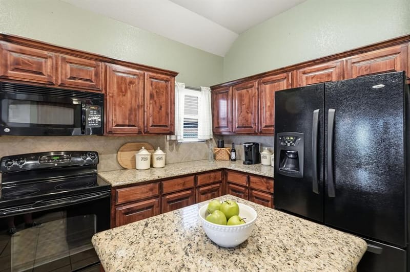 812 Peach Lane, Burleson TX 76028 - Photo 11