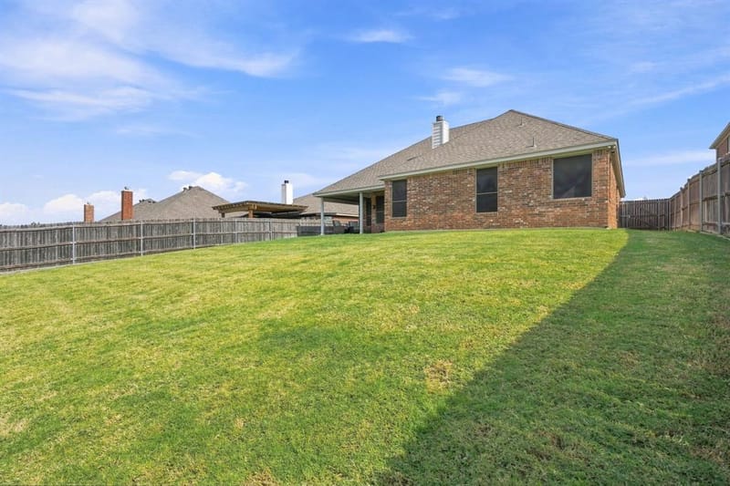 812 Peach Lane, Burleson TX 76028 - Photo 31