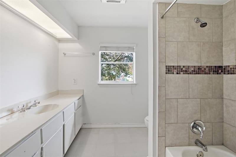 3651 Courtdale Drive, Farmers Branch TX 75234 - Photo 21