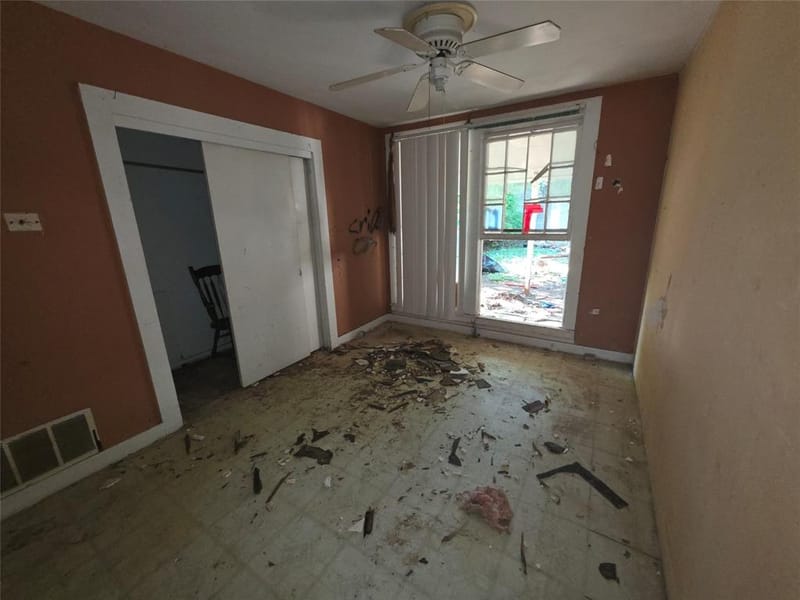905 W Walker Street, Breckenridge TX 76424 - Photo 15
