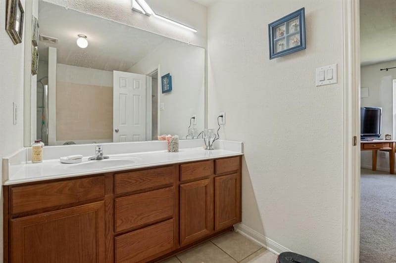 624 Noble Grove, Fort Worth TX 76140 - Photo 9