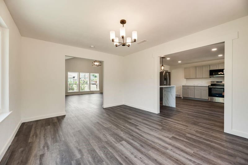 4717 Mandalay Drive, Arlington TX 76016 - Photo 6