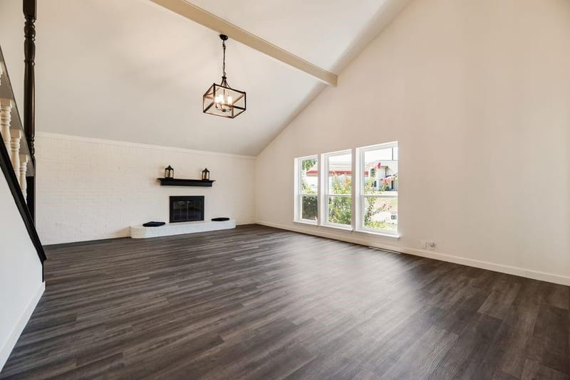4717 Mandalay Drive, Arlington TX 76016 - Photo 3
