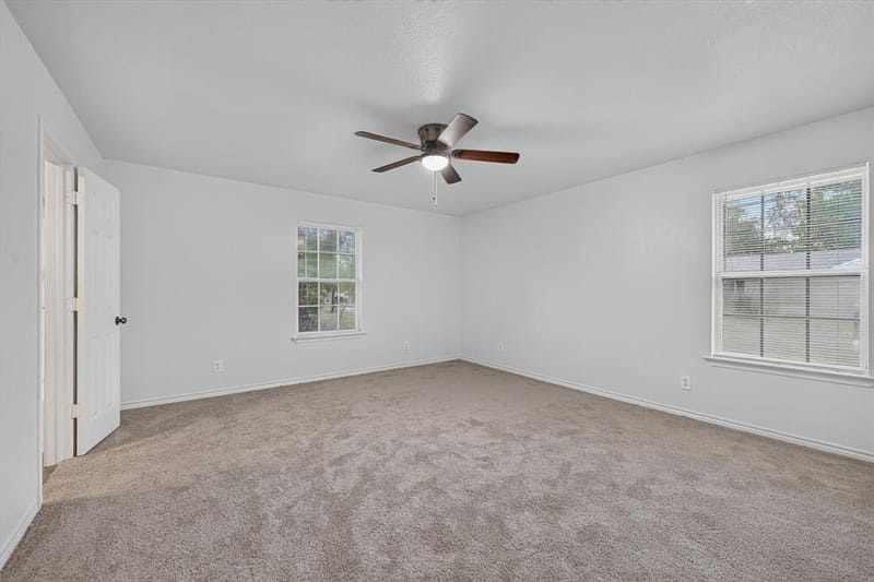 1002 Pine Street, Bonham TX 75418 - Photo 17
