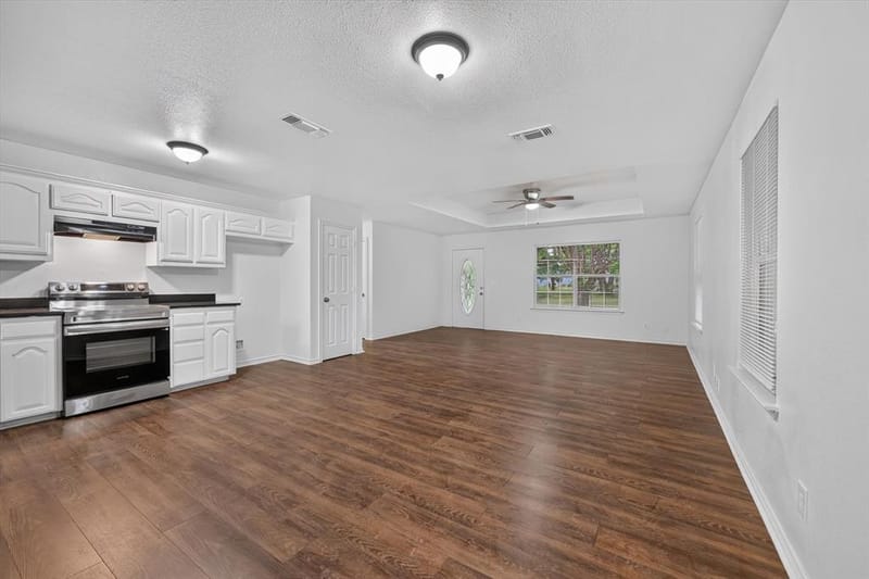 1002 Pine Street, Bonham TX 75418 - Photo 7