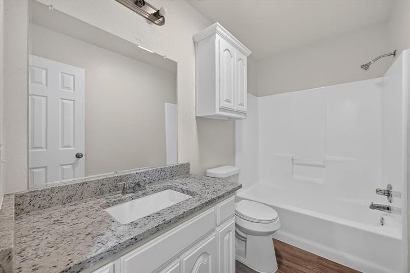 1002 Pine Street, Bonham TX 75418 - Photo 11