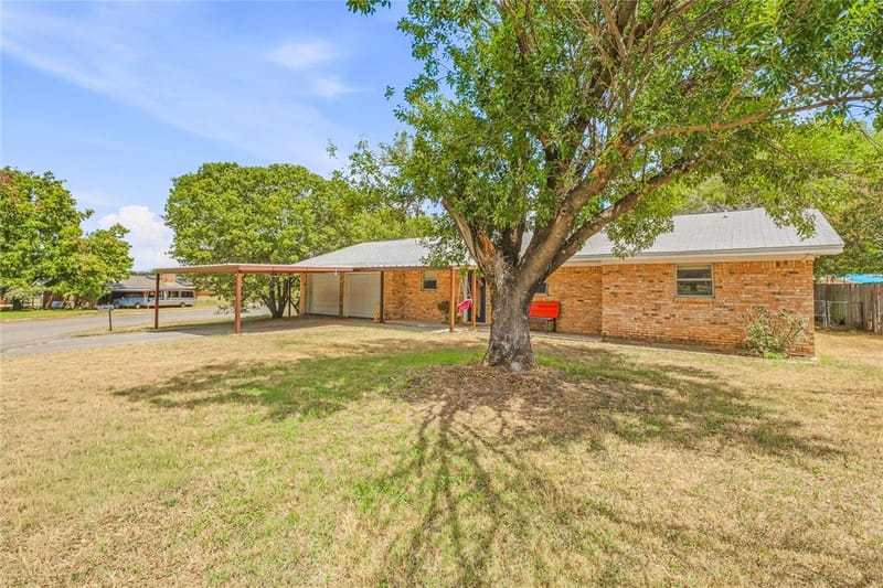 108 Vicksburg Drive, Comanche TX 76442 - Photo 2
