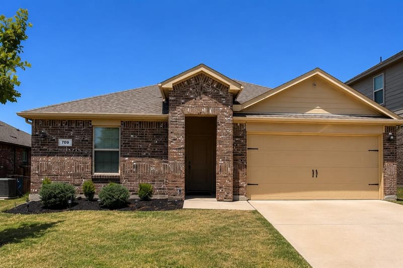 709 Glover Drive, Aubrey TX 76227