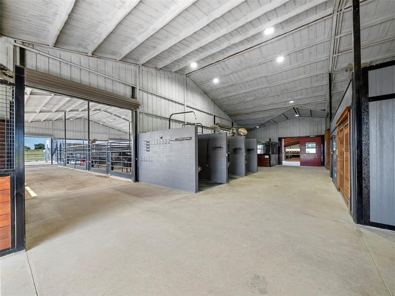 4100 Dr. Griffin Road, Cross Roads TX 76227 - Photo 11