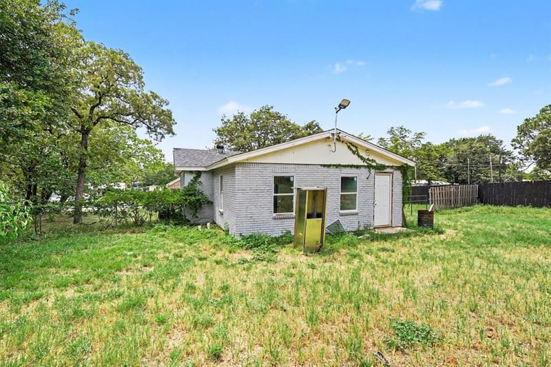 6337 Renwood Drive, Fort Worth TX 76140 - Photo 17