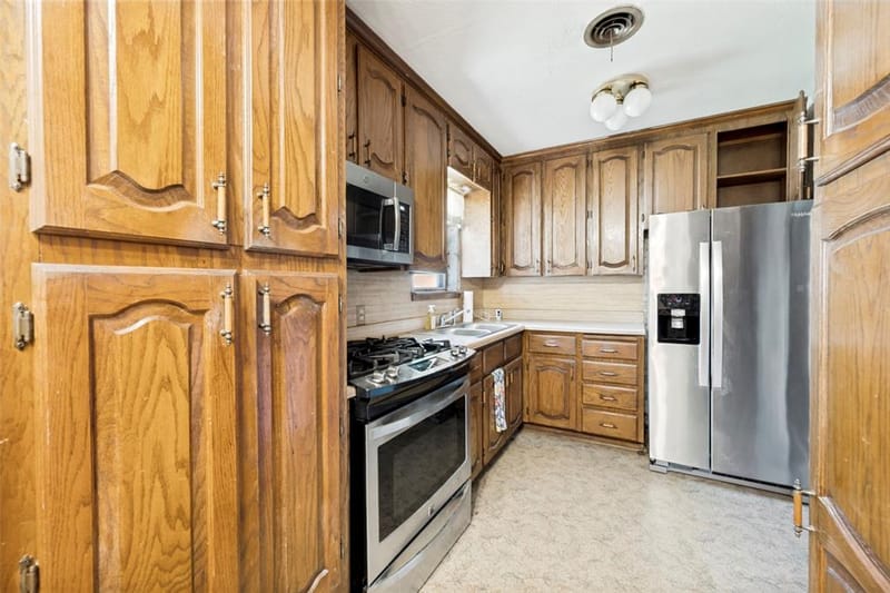 5213 Bonnie Wayne Street, Haltom City TX 76117 - Photo 8