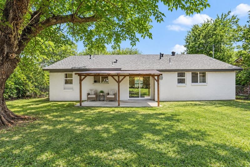321 NW Wintercrest Road, Burleson TX 76028 - Photo 13