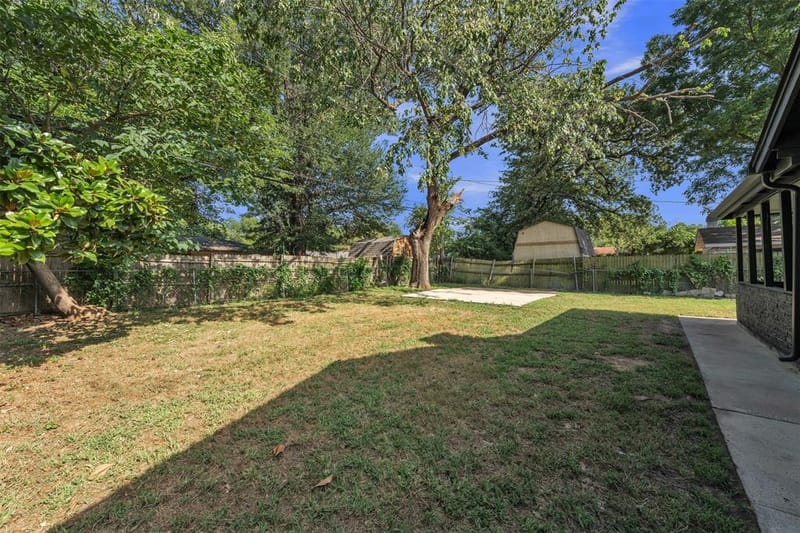 408 Simmons Drive, Hurst TX 76053 - Photo 27