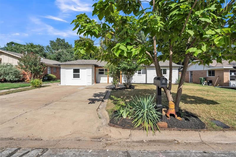 408 Simmons Drive, Hurst TX 76053 - Photo 2