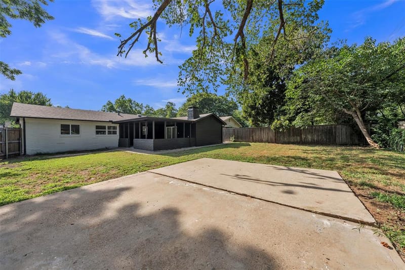 408 Simmons Drive, Hurst TX 76053 - Photo 26