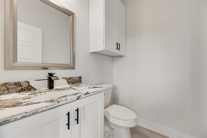 2326 Fairfax Drive, Irving TX 75060 - Photo 6
