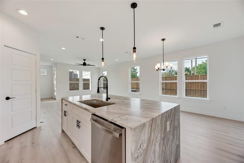2326 Fairfax Drive, Irving TX 75060 - Photo 12