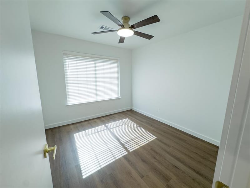 705 Magnolia Street, Denton TX 76201 - Photo 14