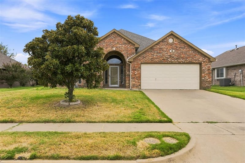 3221 Canary Lane, Midlothian TX 76065 - Photo 2
