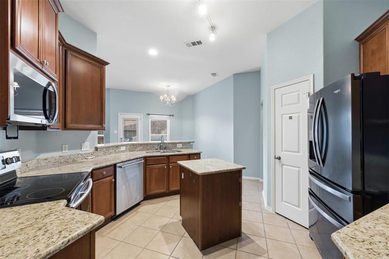 3221 Canary Lane, Midlothian TX 76065 - Photo 16
