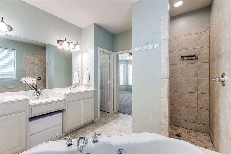 3516 Lindale Drive, McKinney TX 75072 - Photo 15