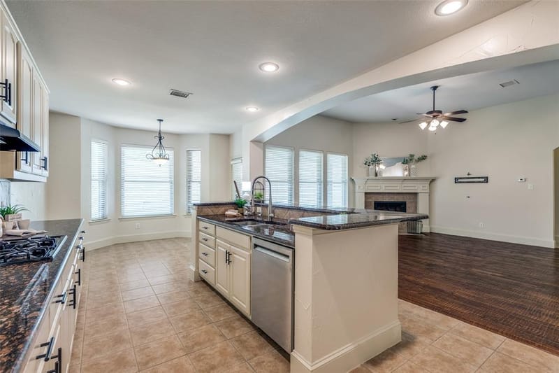 3516 Lindale Drive, McKinney TX 75072 - Photo 11