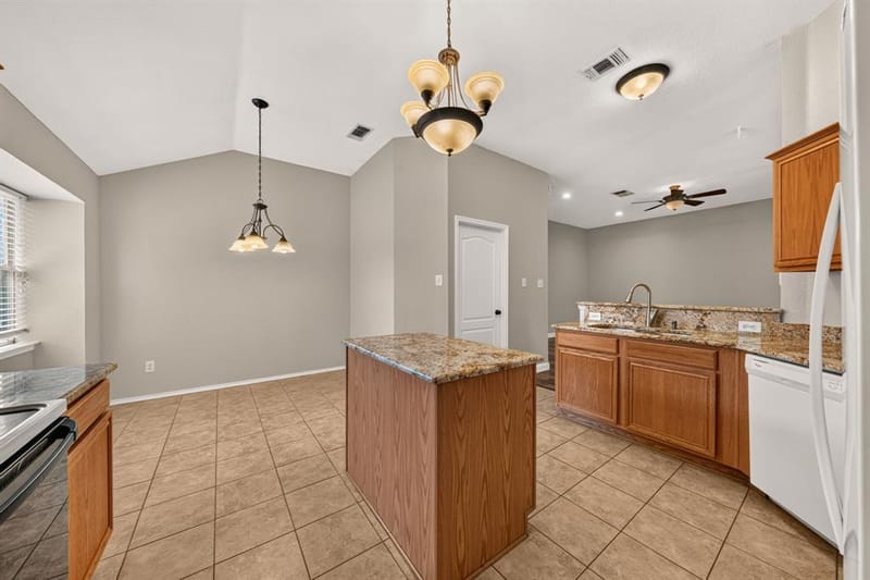 412 Sugar Mill Road, Cedar Hill TX 75104 - Photo 13