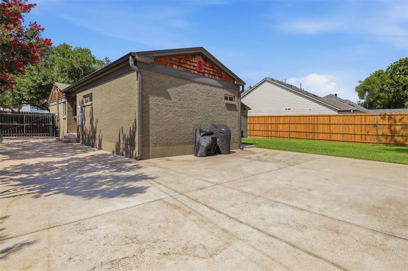 3637 Shelby Drive, Fort Worth TX 76109 - Photo 31