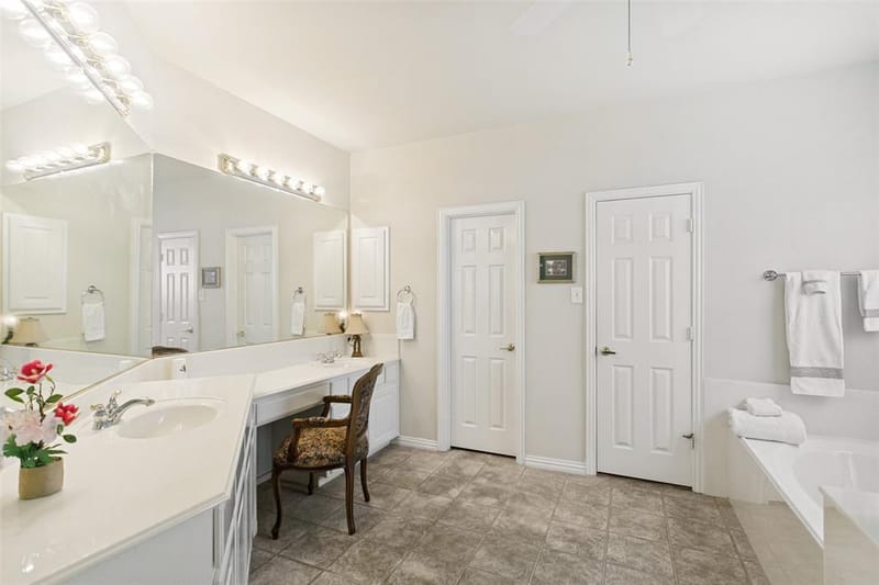 8708 Winter Wood Court, Plano TX 75024 - Photo 24