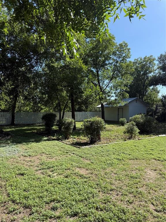 405 W Hall Street, Bangs TX 76823 - Photo 26