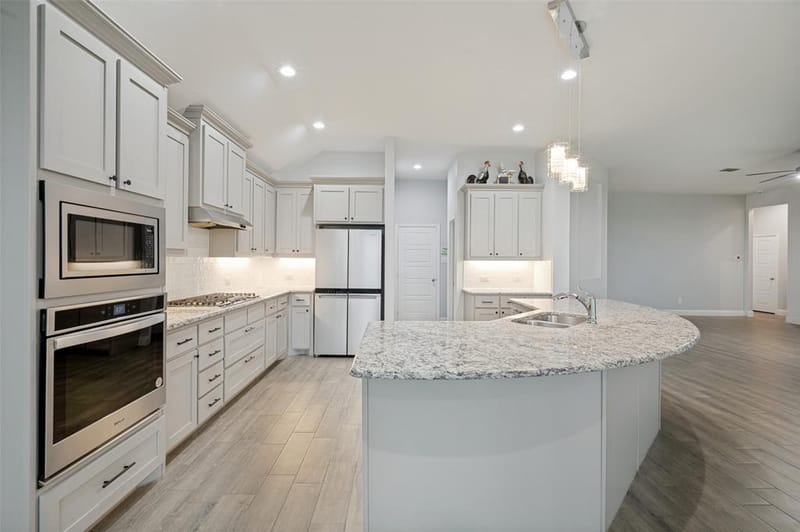 230 Clairmont Drive, Ponder TX 76259 - Photo 9