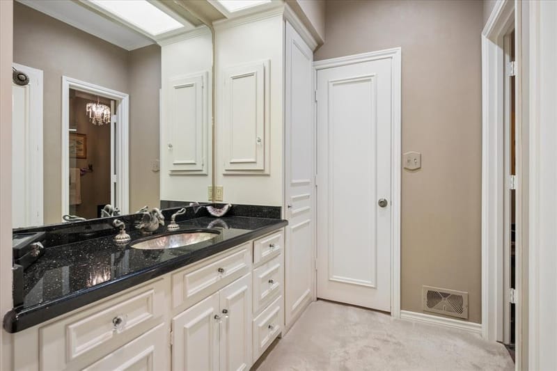 7276 Lupton Circle, Dallas TX 75225 - Photo 16