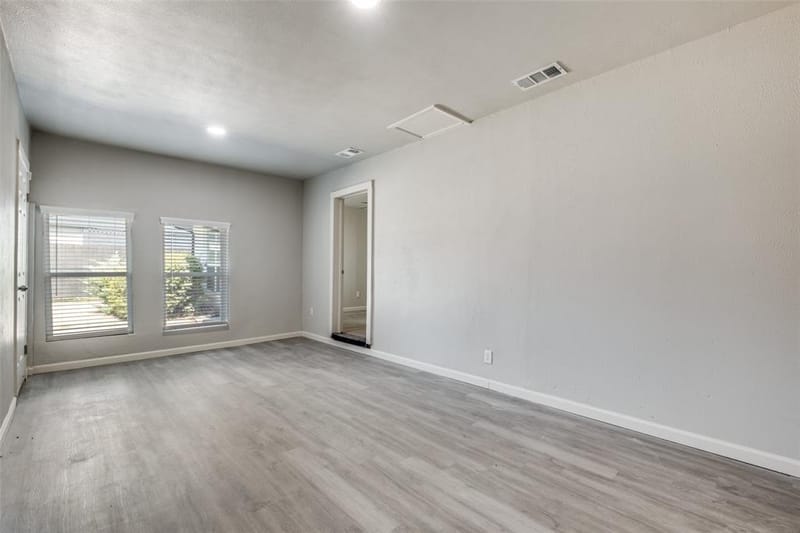 451 Southport Drive, Dallas TX 75232 - Photo 7