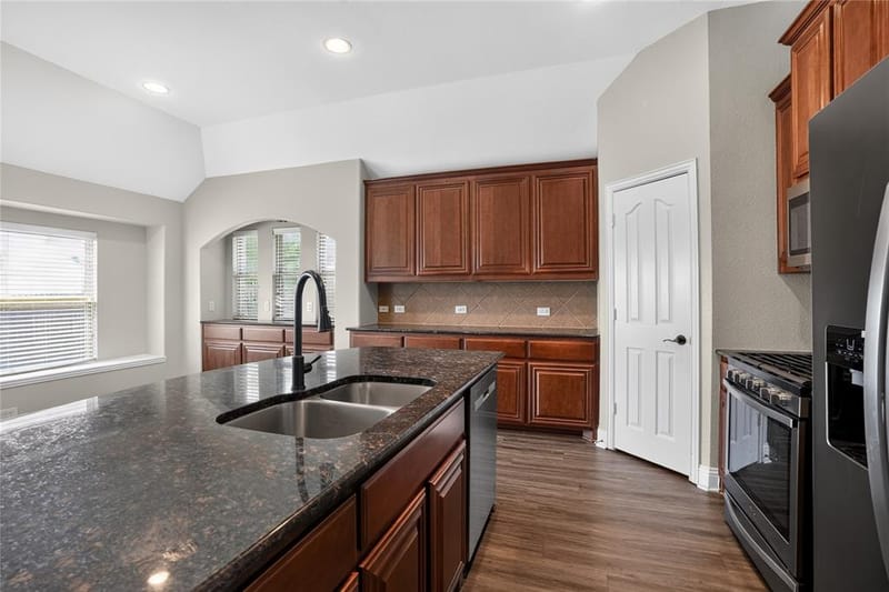 5252 Smokey Ridge Drive, Fort Worth TX 76123 - Photo 16