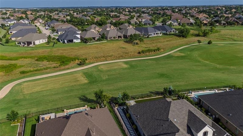 8113 Cocobolo Drive, Denton TX 76207 - Photo 2
