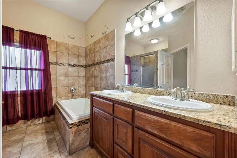 4740 Waterway Drive N, Fort Worth TX 76137 - Photo 13