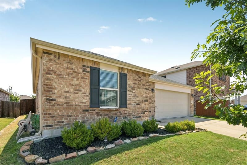 3304 Biggs Avenue, Aubrey TX 76227 - Photo 5