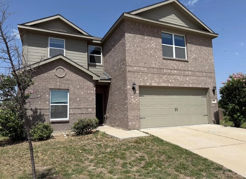 176 Banjo Trail, Newark TX 76071