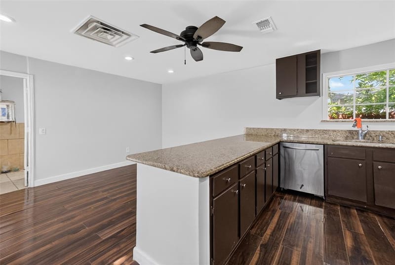 3108 Bideker Avenue, Fort Worth TX 76105 - Photo 6