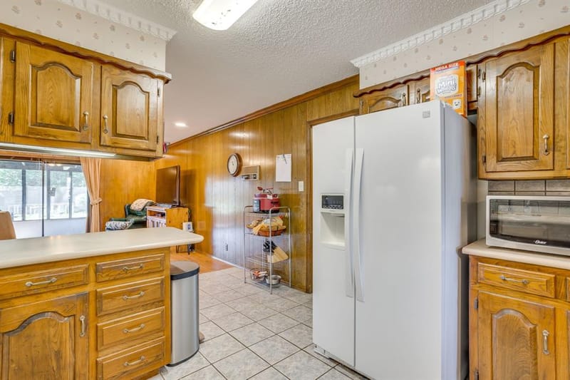 1405 Rockmoor Drive, Edgecliff Village TX 76134 - Photo 12