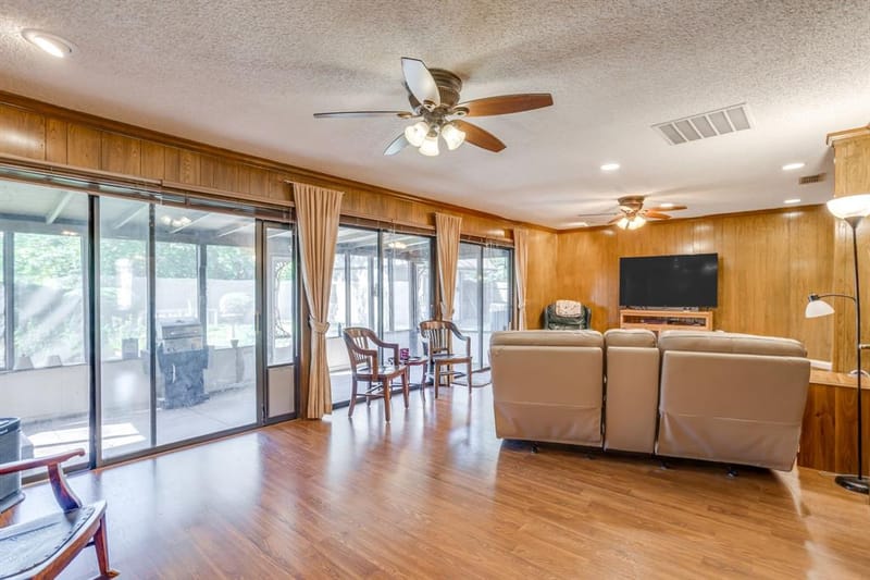 1405 Rockmoor Drive, Edgecliff Village TX 76134 - Photo 11