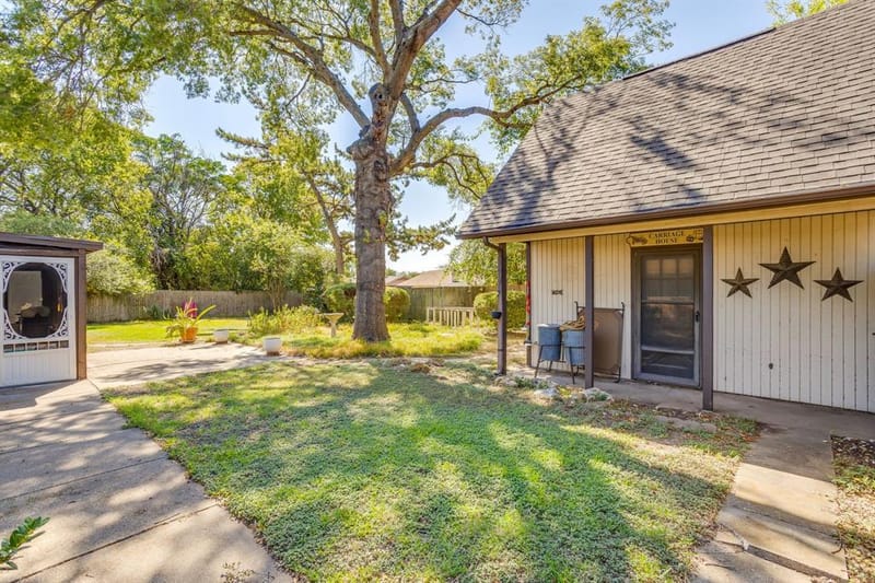 1405 Rockmoor Drive, Edgecliff Village TX 76134 - Photo 31