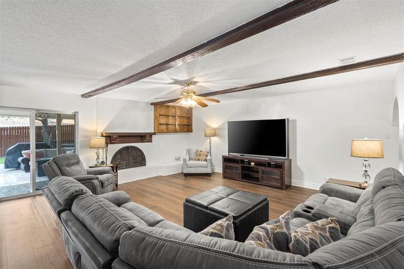 102 Walnut Way, Euless TX 76039 - Photo 7