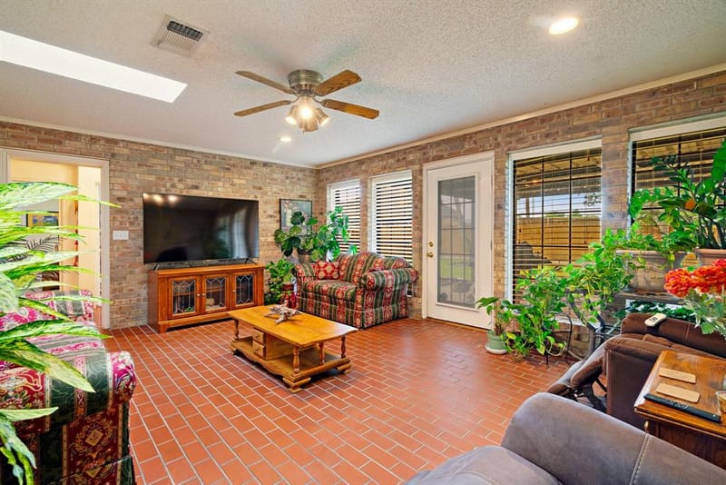 940 Brandyn Place, Paris TX 75462 - Photo 11